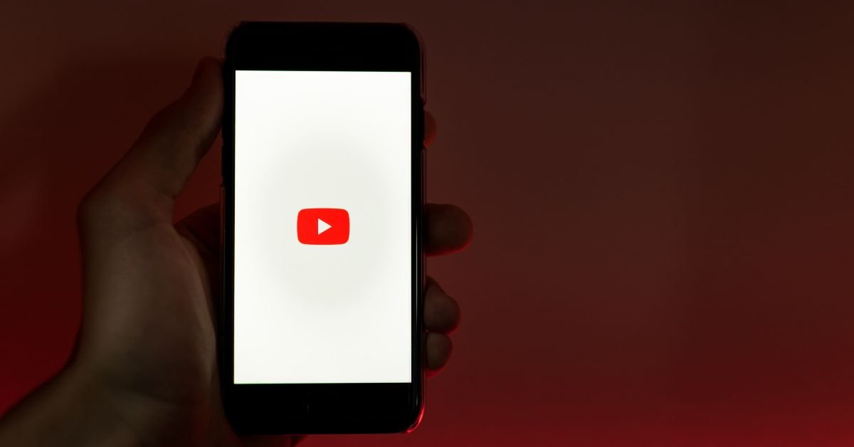 AI YouTube Thumbnail Generator